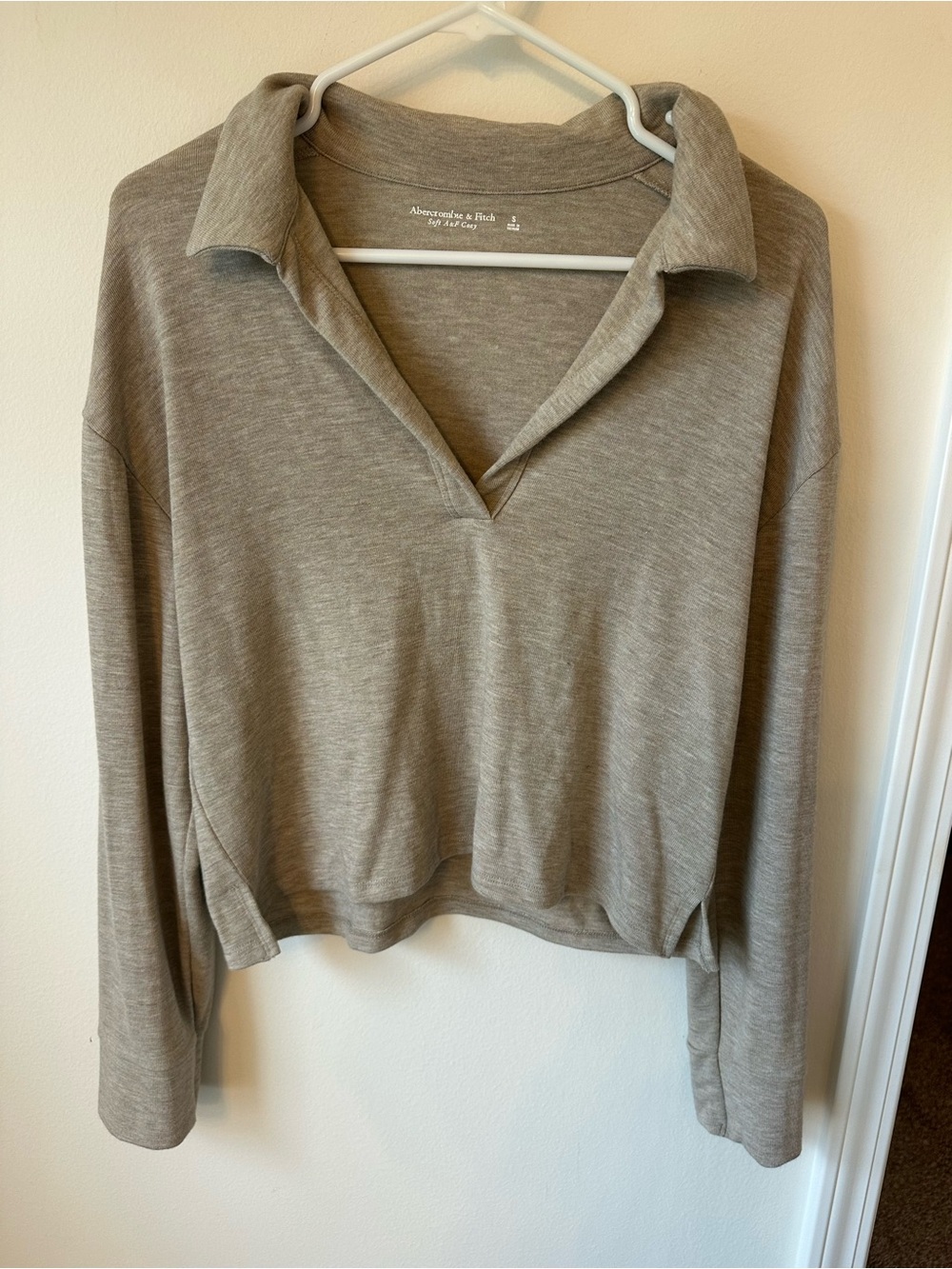 Abercrombie & Fitch Women's Taupe Collared Long-Sleeve Top